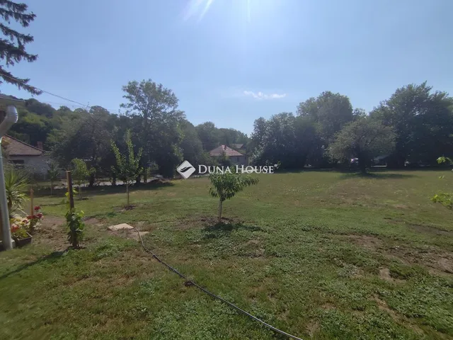 Eladó telek Bálványos 1588 nm