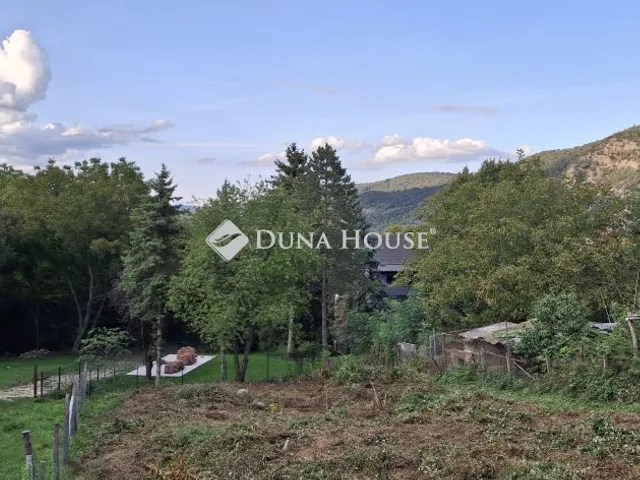 Eladó telek Dömös 777 nm