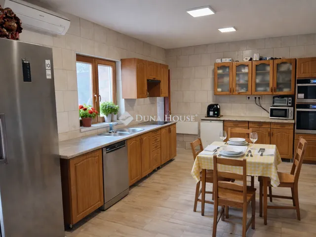 Eladó ház Kiskunlacháza 84 nm