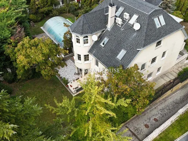 Eladó lakás Budapest III. kerület 166 nm