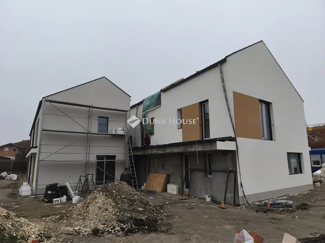 Eladó lakás Dunaharaszti 80 nm