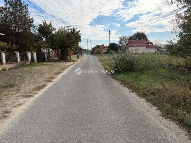 Eladó telek Albertirsa 3723 nm