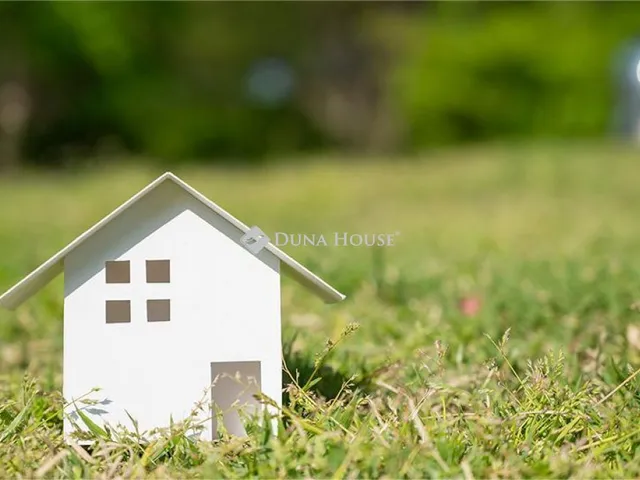 Eladó telek Budapest XXIII. kerület 246 nm