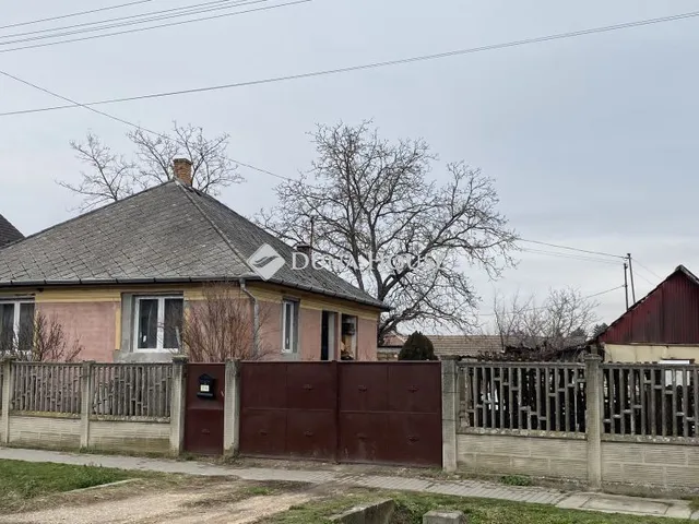 Eladó ház Tápióbicske 88 nm