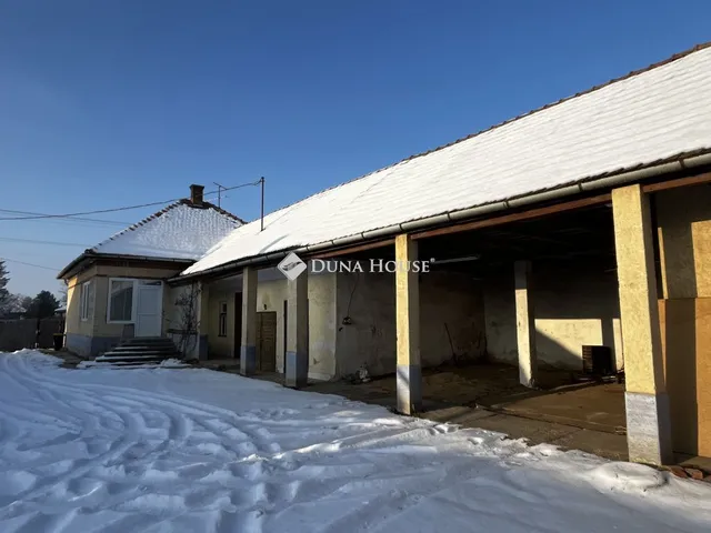 Eladó ház Tápiószecső 89 nm