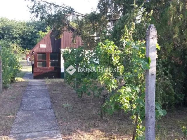 Eladó telek Veresegyház 1139 nm