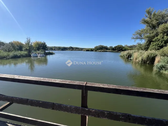 Eladó üdülő és hétvégi ház Tass 112 nm