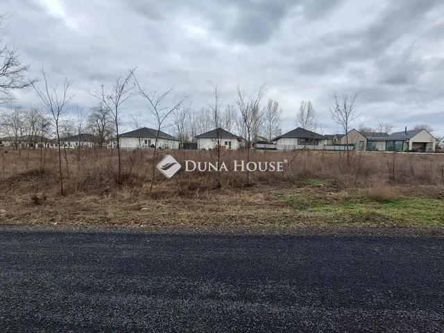 Eladó telek Dunavarsány 1075 nm