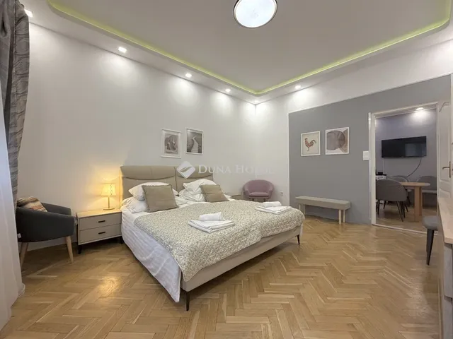 Eladó lakás Budapest XIII. kerület, Váci út 110 nm