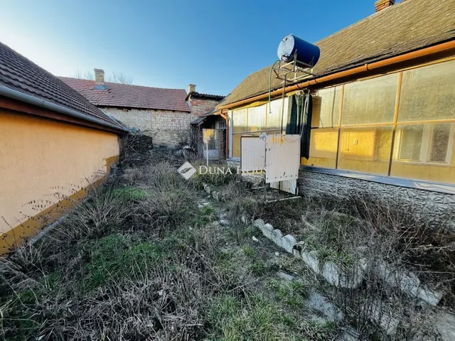 Eladó ház Gomba 61 nm