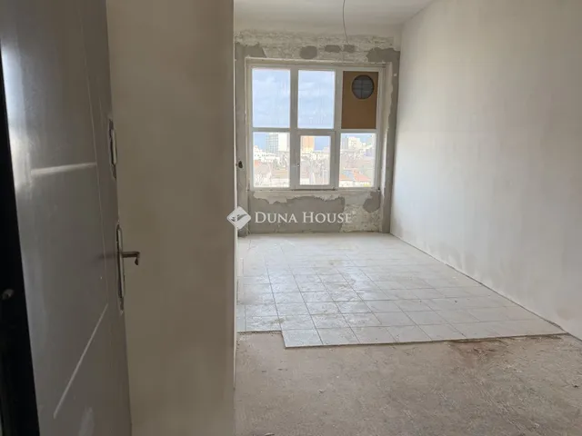 Eladó kereskedelmi és ipari ingatlan Budapest XXI. kerület 37 nm