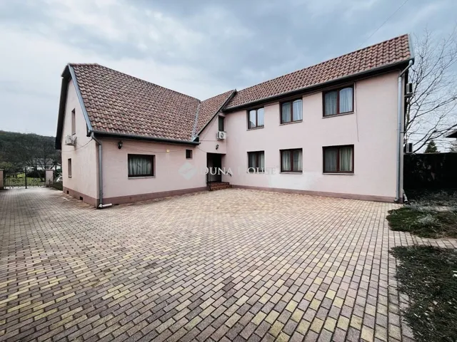 Eladó ház Szilvásvárad 271 nm