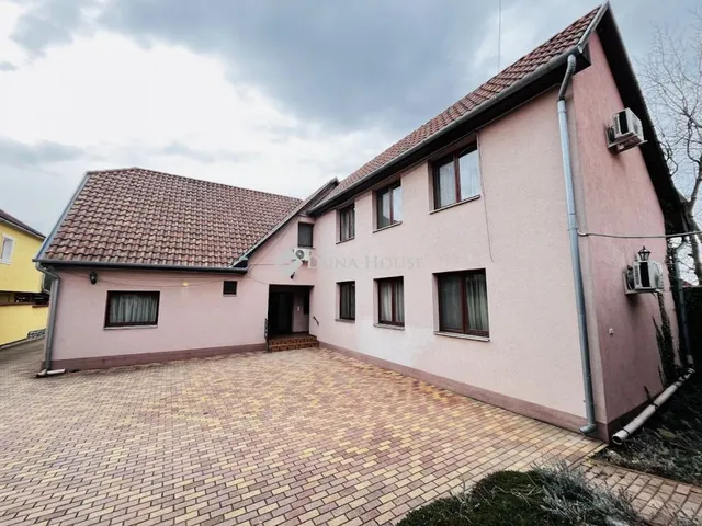 Eladó ház Szilvásvárad 271 nm