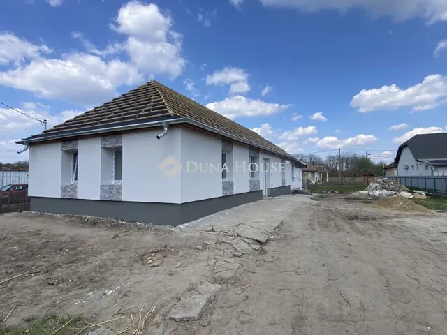 Eladó ház Tápióbicske 136 nm
