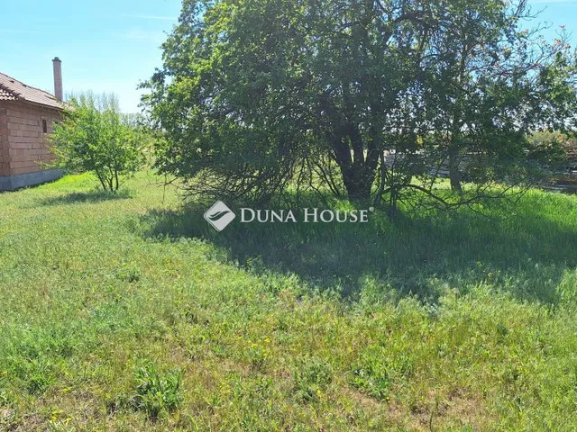 Eladó telek Táborfalva 1531 nm