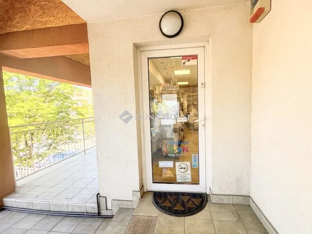 Kiadó kereskedelmi és ipari ingatlan Szigetszentmiklós, Bajcsy-Zsilinszky utca 51 nm