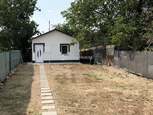 Eladó ház Tápiószecső 31 nm