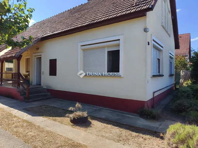 Eladó ház Szigethalom 81 nm