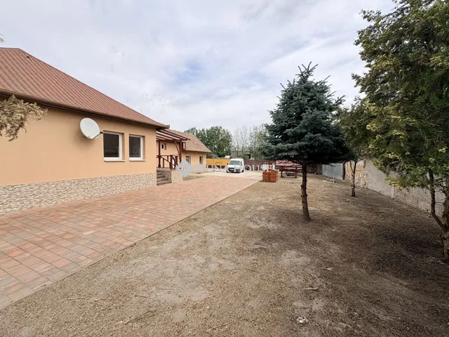 Eladó ház Nagykáta 106 nm