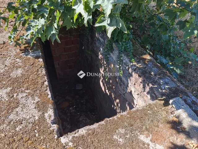 Eladó telek Ráckeresztúr 118 nm