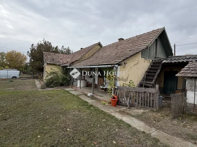 Eladó ház Pánd 72 nm