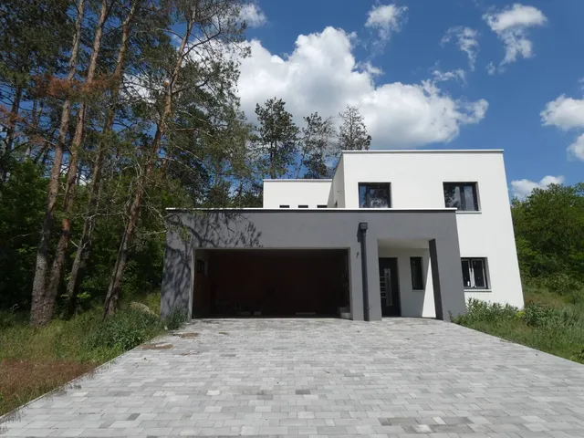 Eladó ház Mogyoród 220 nm