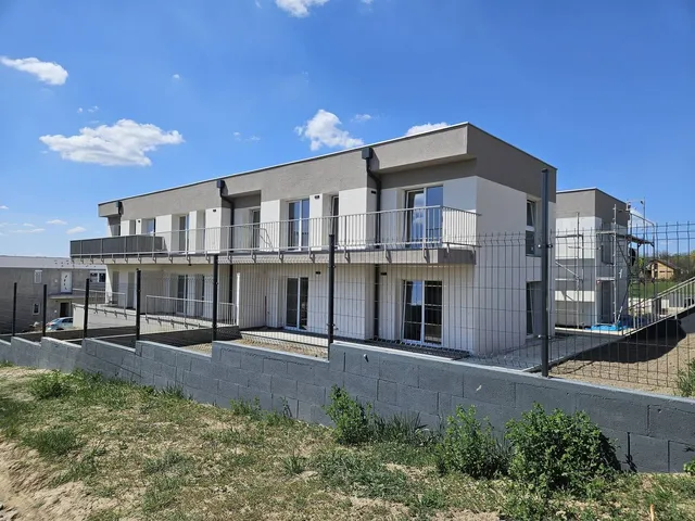 Eladó lakás Mogyoród 45 nm