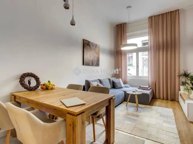 Eladó lakás Budapest VI. kerület, Székely Mihály utca 61 nm