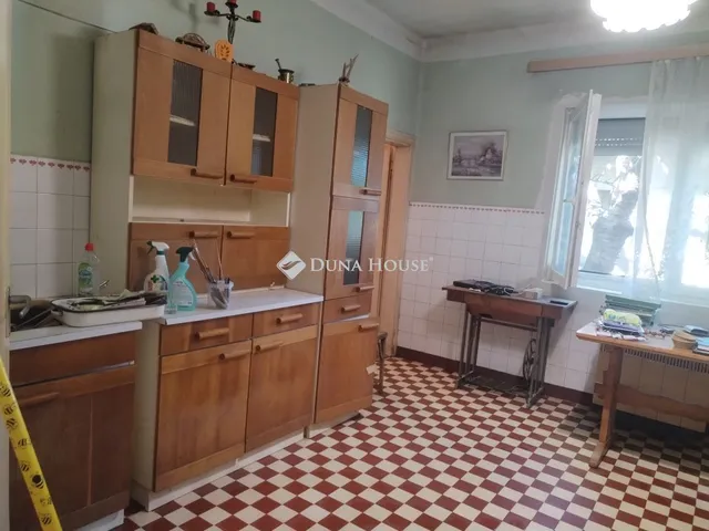 Eladó ház Érd, Ágota utca 100 nm