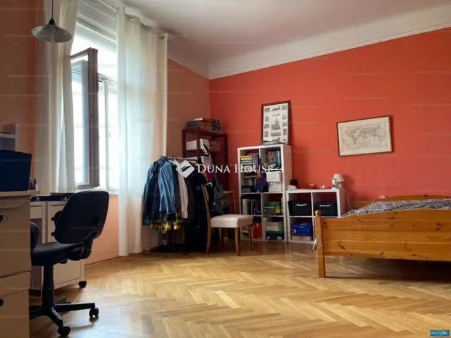 Eladó lakás Budapest VIII. kerület, Vajda Péter utca 95 nm