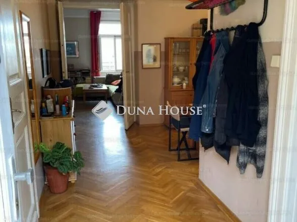 Eladó lakás Budapest VIII. kerület, Vajda Péter utca 95 nm