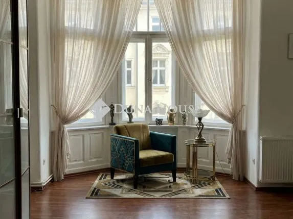 Eladó lakás Budapest IX. kerület, Bakáts utca 46 nm