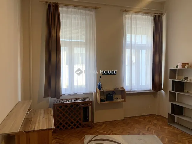 Eladó lakás Budapest IX. kerület, Páva utca 47 nm