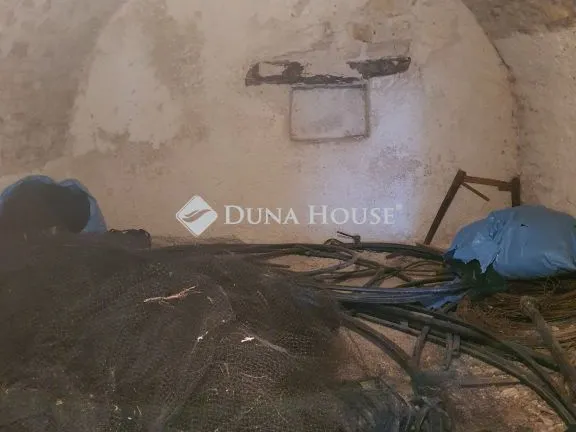 Eladó telek Pécsely, Külterület 20101 nm