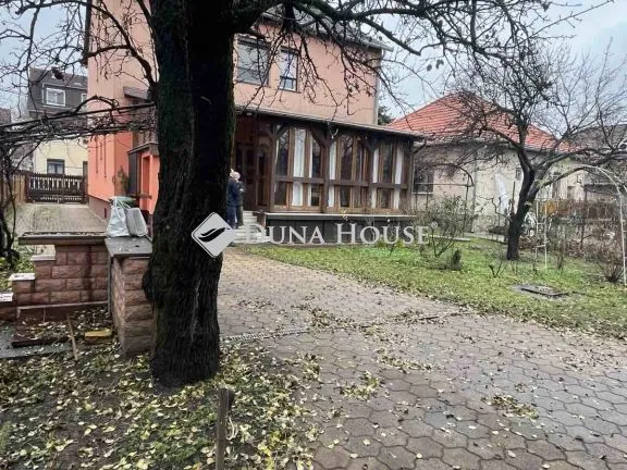 Eladó ház Budapest XVIII. kerület, Fogaras utca 140 nm