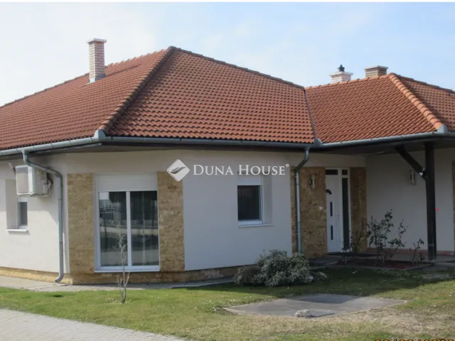 Eladó ház Délegyháza 151 nm