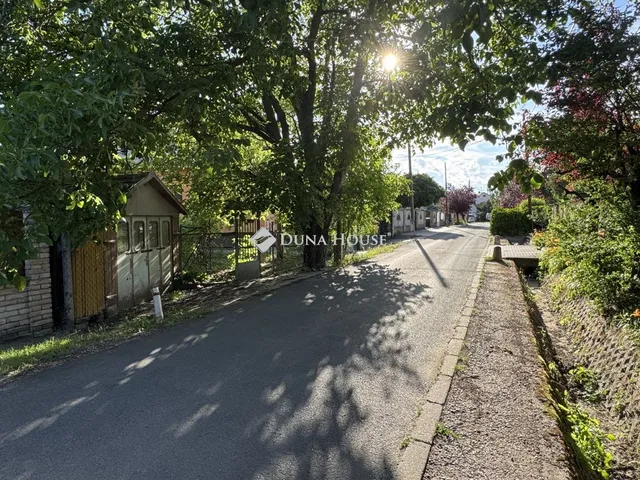 Eladó telek Dunakeszi 447 nm