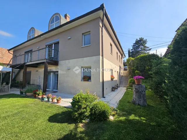 Kiadó ház Szentendre 328 nm