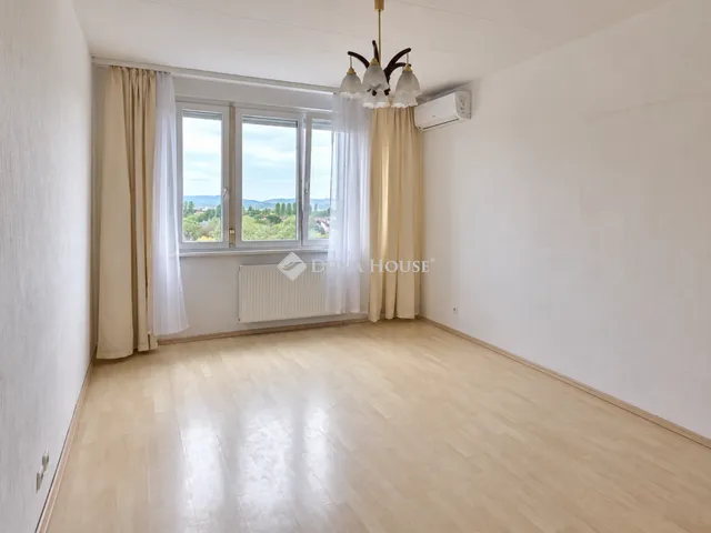 Eladó lakás Budapest XV. kerület 53 nm