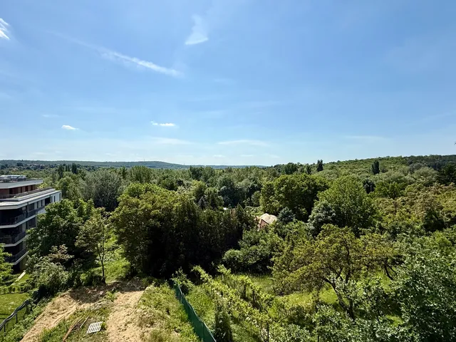 Eladó lakás Budapest XI. kerület 126 nm