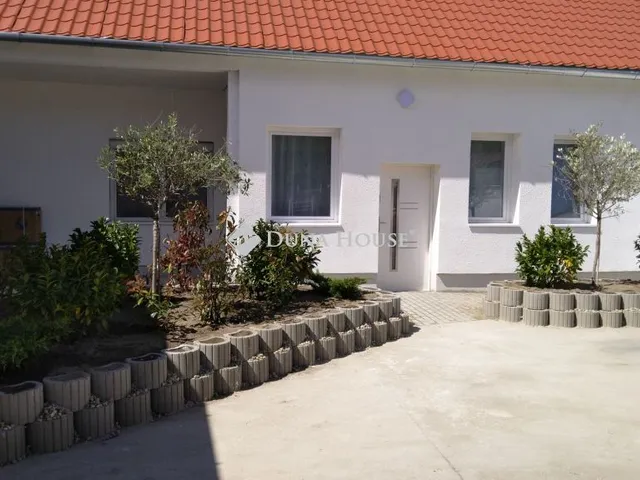 Eladó ház Törökbálint, Szent István utca 178 nm