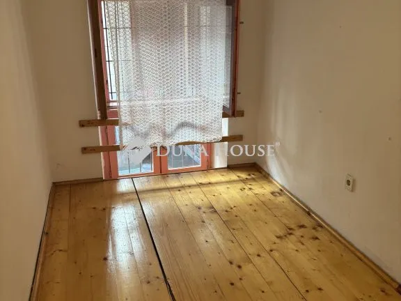 Eladó lakás Budapest VI. kerület, Székely Bertalan utca 23 nm