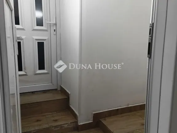 Eladó lakás Budapest VIII. kerület, Víg utca 26 nm