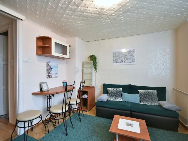 Kiadó lakás Budapest V. kerület, Duna utca 20 nm