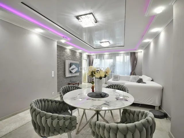 Eladó lakás Budapest IX. kerület, Lechner Ödön fasor 72 nm