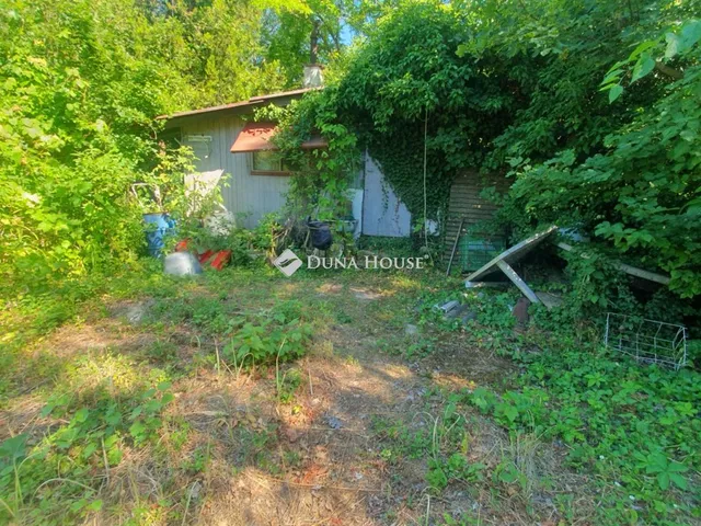 Eladó telek Kulcs 893 nm