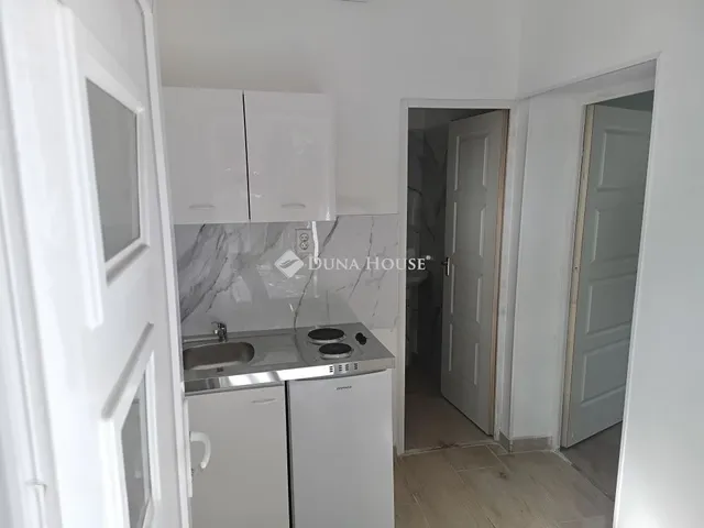Eladó lakás Budapest XV. kerület, Rákos út 26 nm