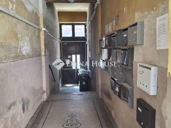 Eladó lakás Budapest VIII. kerület, Csobánc utca 41 nm