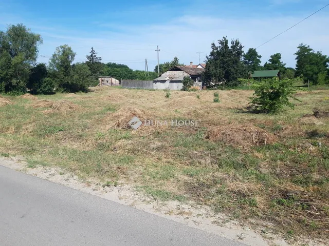 Eladó telek Kiskunhalas 1295 nm