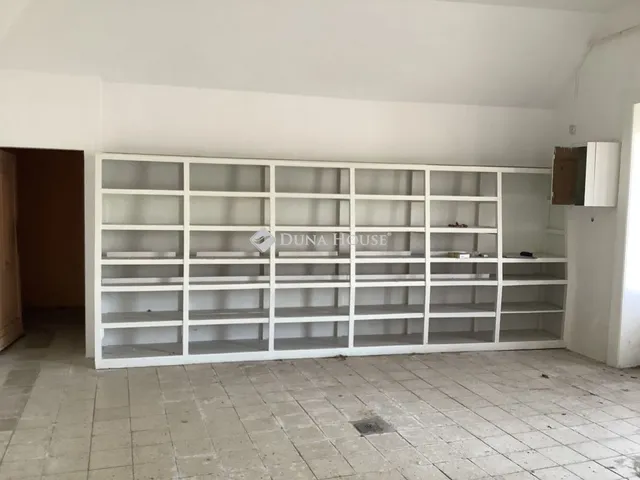 Eladó kereskedelmi és ipari ingatlan Bácsalmás 88 nm